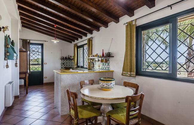 Charming Sea View Villa close to beach - Foto 8