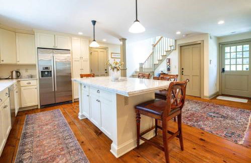 Historic Coastal Home • Marsh Views • Pet-Friendly - Foto 16