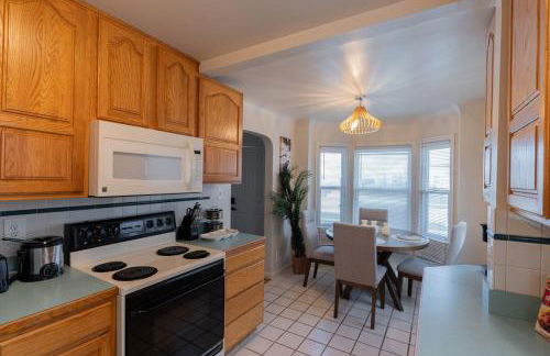 4 Bedroom 2 and a half bath that Sleeps 8 Near it all Ford Telegraph - Foto 35