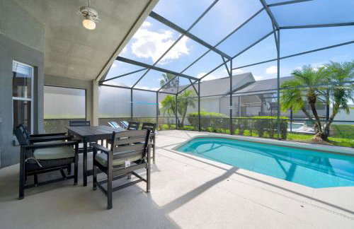 Private Pool Getaway Near Theme Parks - Foto 73