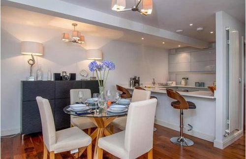 Deganwy Tower Apartment - Photo 4