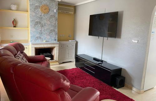 Ideal Location 3 Bed 3 Bath Villa With Pool On Camposol Sect B Close To Amenities - Foto 40