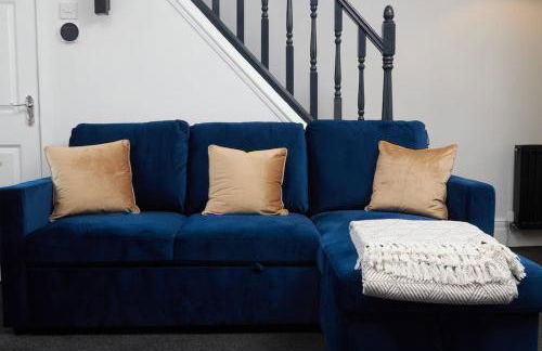 Cosy 3-Bedroom House in Seaham - Street Parking - Photo 6