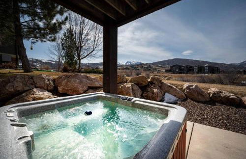 Snowbasin Lakehouse LS27 Ski Getaway Hot Tub - Foto 55