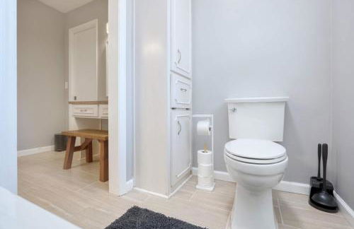 Near Botanical Garden with a Pool Charming on Charing - Foto 34