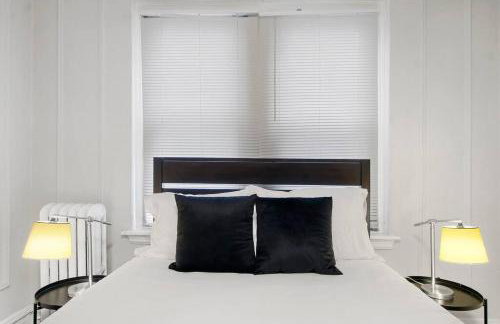 Chicago Studio Unit Cozy & Convenient - BStone 226 rep - Photo 8