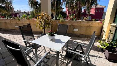 GATU Villa Atardecer en la playa de las Redes " Preferente mayores de 21 años y familias " - Foto 5