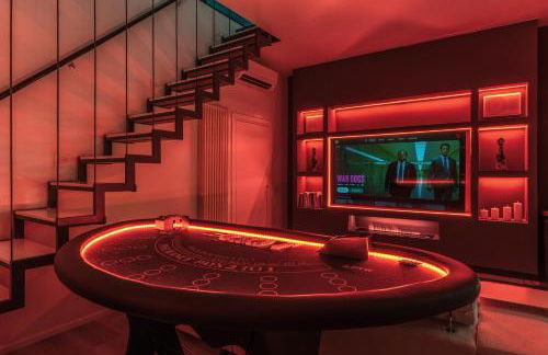 SkyJungle, luxury penthouse private pool and spa - Foto 24