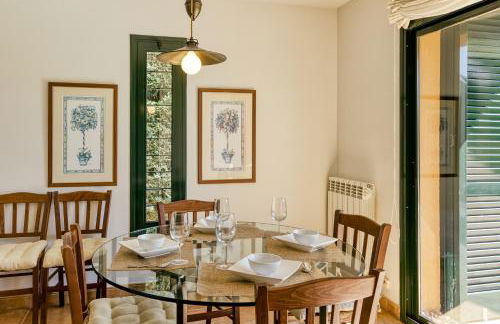 Family villa in Torremirona Resort - Foto 7