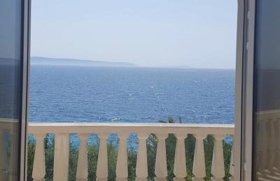 Luxury Seaside Villa with a classic Mediterranean Olive Garden, a fully equipped Professional Kitchen, Pool, Sauna, Padle Boards and Canoe - Miolin Beach House - Photo 45