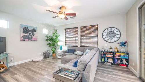 Pool and Patio Family-Friendly Goodyear Home! - Foto 3