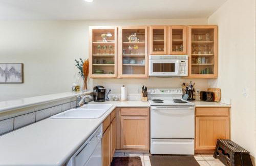 Golf Course Views! Relaxing and Convenient Mesa Unit - Foto 11