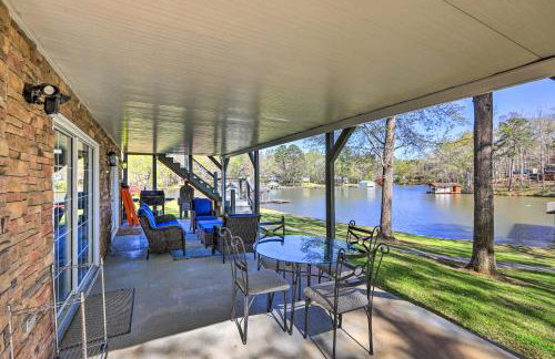 Lakefront Eatonton Home Boat Dock and Fire Pit - Foto 34
