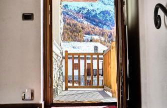 MCX Vacation Rental - MAISON LOZ duplex in typical village in Valtournenche with modern comforts just 2 minutes from the cable cars! - Foto 5