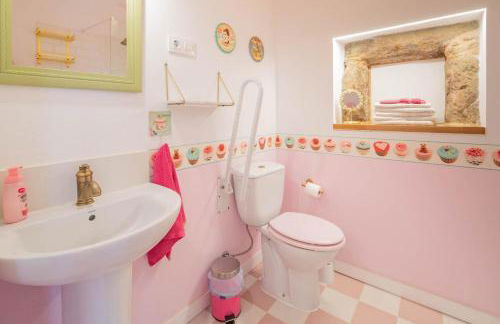 La Suite Años 50 La casa Barbie, bañera y chimenea de leña - Foto 24
