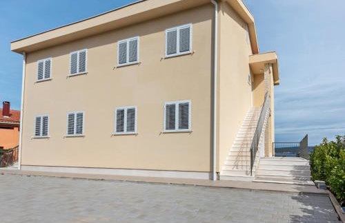 Simplistic Apartment in Neviđane near Sea - Foto 46