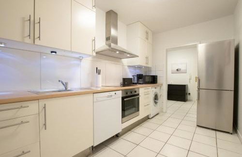 Tolstov Apartments - 1 , 3 and 4 Room Apartments - 20 min Messe DUS & Airport DUS - Foto 20