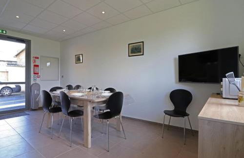 Gîte indépendant adapté PMR à Lonlay-l'Abbaye - FR-1-497-234 - Photo 7