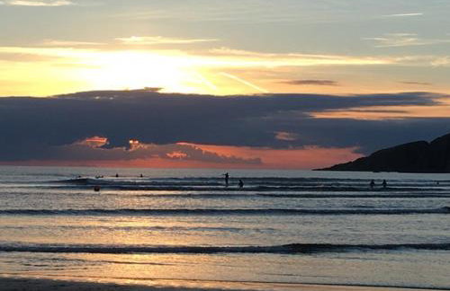 Badgers Den, a beautiful log cabin in a secluded valley close to the beach - Foto 23