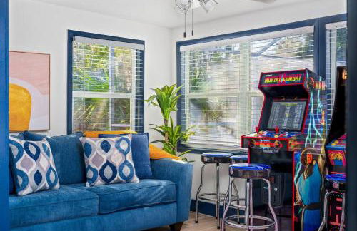 Pets OK! Heated Pool mins to 3 Sisters Spring! - Foto 45