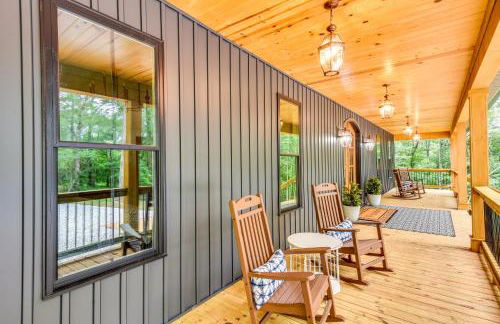 Luxurious Clarkesville Cabin with Decks and Fire Pit - Foto 35