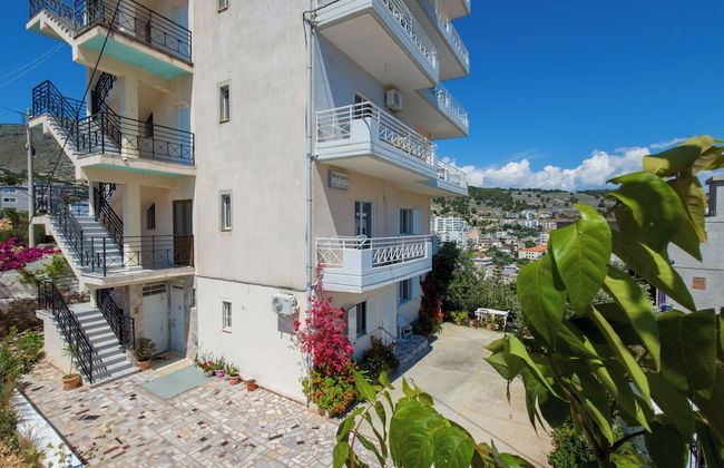 Mariana Apartments - Photo 54