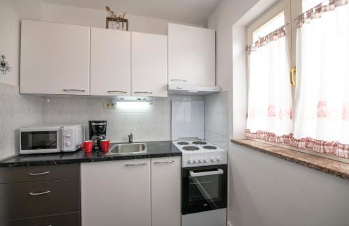 Ika Blue Studio - Photo 25