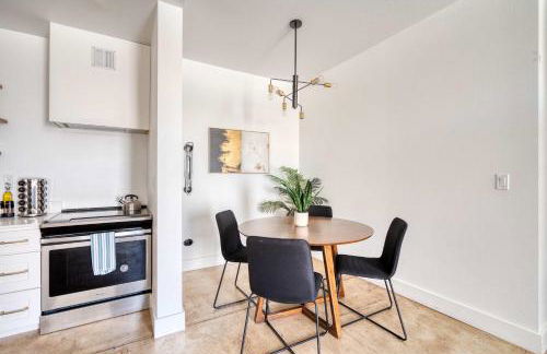 Studio Bliss Dual-Queen Stay in Vibrant Alberta - Photo 10