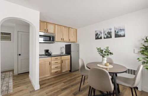 Quaint Lakeview Getaway Trails & Town at Your Doorstep - Foto 12