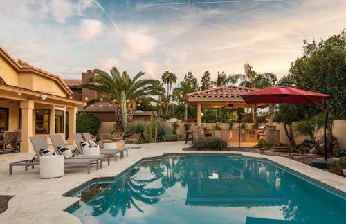 Arch Views Beautifully designed home with swimming pool table and more - Foto 1