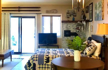 Attitash Mountain Village Studio - Slope View - Ski - Storyland - Photo 38