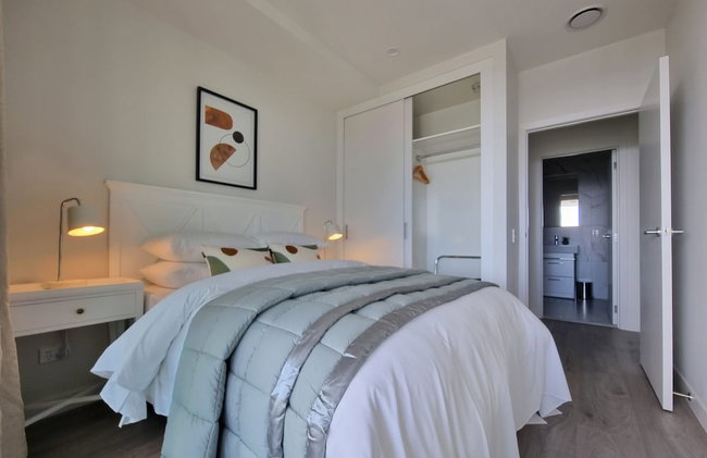 Luxe Apt w Harbour-Sunset Views -Parking - Foto 24