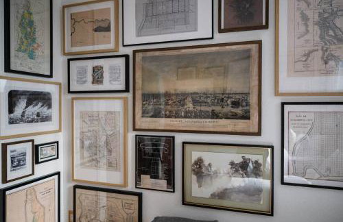 Historic Cottage + Modern Luxury • Walk to Capitol - Foto 16