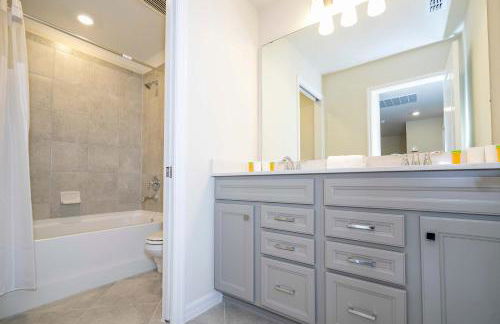 Luxury 5Bd Close to Disney with Pool at Windsor Cay 1285 - Foto 45