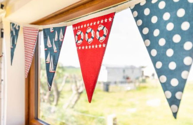 Host Stay Breezy Bungalow - Foto 16