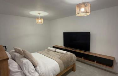 Luxury House, Great Location in Redditch - Contractors - Families - Groups - Relocators - Sleeps 9 - Foto 26