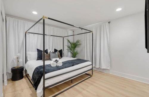 Modern Elegance- Big Group - Games - Sleeps 10 - Photo 19