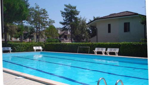 Holiday Home in Porto Santa Margherita Beach - Foto 2, Garden