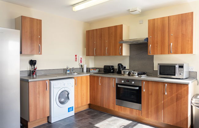 Spa Court - Photo 28