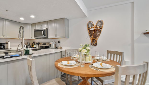 New Claim by Park City Vacations - Foto 5, Servicio de comidas en la habitación