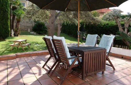 Casa familiar en la playa con piscina - Foto 9