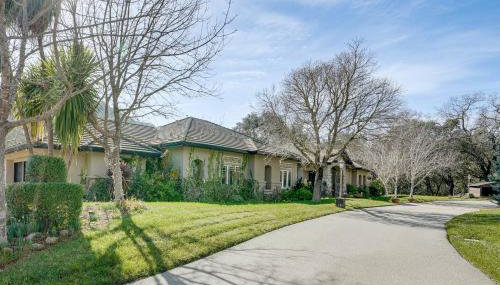 Pool, Peacocks and Views! Lavish Retreat in Gilroy - Foto 3