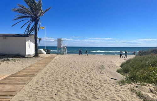 First Line Beach Beautiful and Bright Home - Photo 26