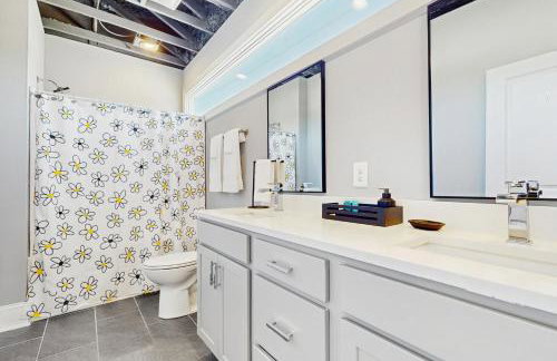 Walkable Gem! Dtwn Chattanooga Base with Balcony - Foto 13