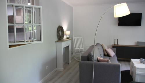 Große, helle Ferienwohnung mit 2 Balkonen auf dem Kastanienhof Oetzen in der Lüneburger Heide - Foto 4