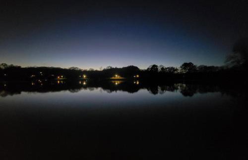 Private Dock and Game Room! Lake Hartwell Retreat - Foto 40
