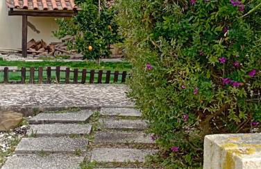 Alojamento - Apartamento ou quarto - Estacionamento à porta - Foto 21