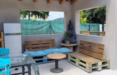 villa 2 chambres avec piscine et plus - Foto 6