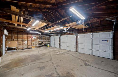 Theatrical Escape South Hill Home near Downtown - Foto 29