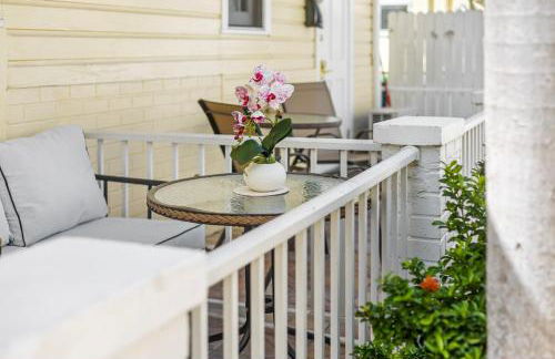 Prime Downtown Key West Spot - The Cozy Little Cottage - Photo 20
